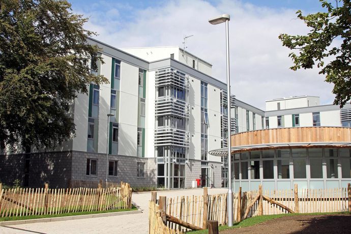 Imagen de los exteriores del Hotel Keynes College-university Of Kent. Foto 10
