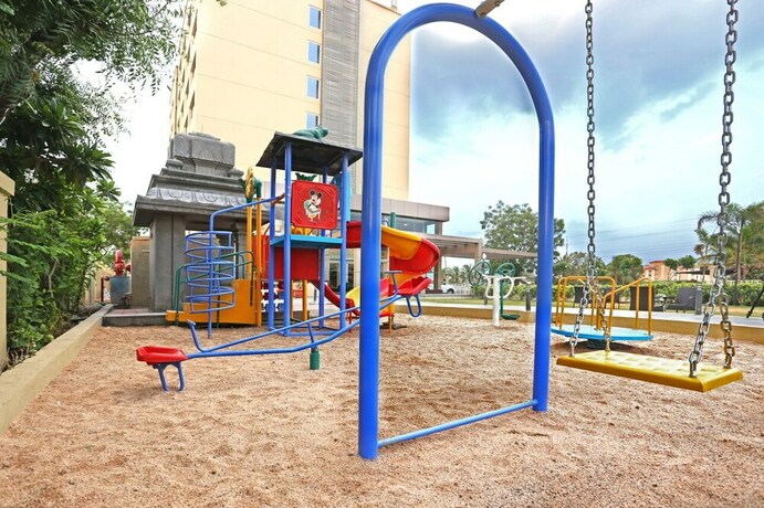 Imagen de los exteriores del Hotel Keys Prima Temple Tree, Shirdi. Foto 9