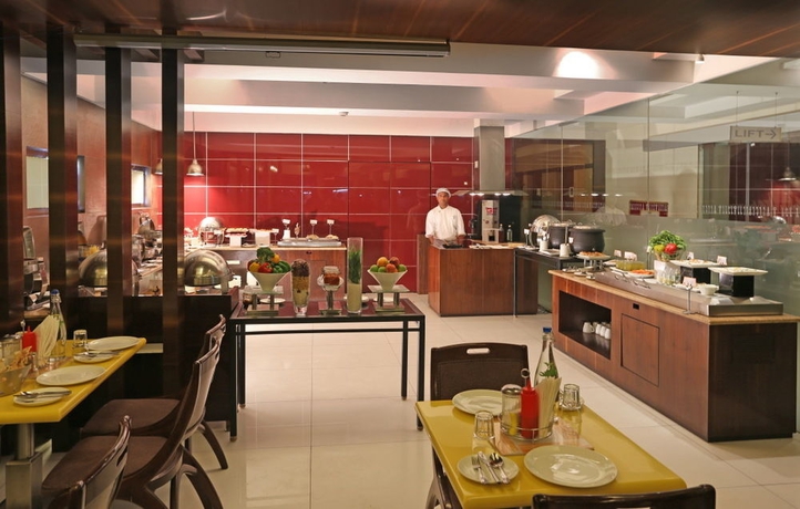 Imagen del bar/restaurante del Hotel Keys Select By Lemon Tree Hotels, Nestor, Mumbai. Foto 3