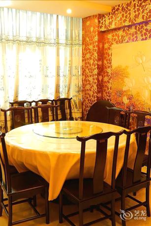 Imagen del bar/restaurante del Hotel Kezhijia Business Hotel. Foto 7