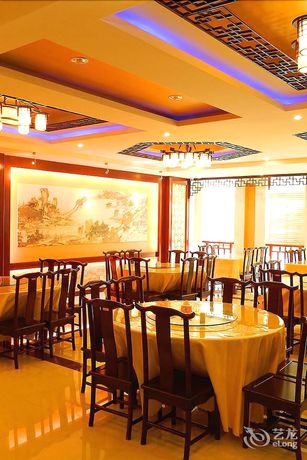 Imagen del bar/restaurante del Hotel Kezhijia Business Hotel. Foto 8