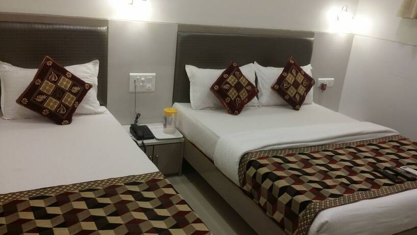 Imagen general del Hotel Kf Residency. Foto 11