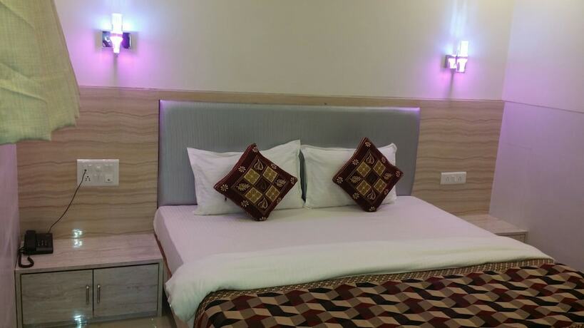 Imagen de la habitación del Hotel Kf Residency. Foto 22