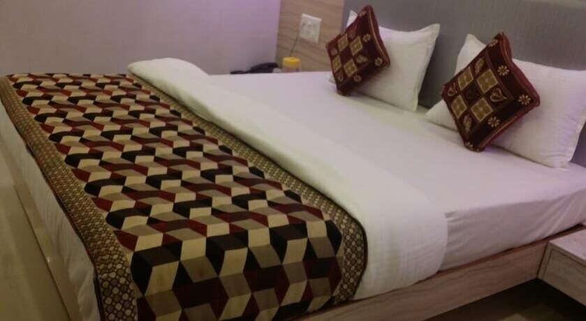 Imagen de la habitación del Hotel Kf Residency. Foto 27