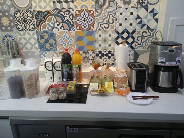 Imagen del bar/restaurante del Hotel K-guesthouse Myeongdong 1. Foto 2