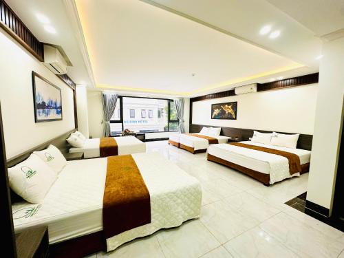 Imagen de la habitación del Hotel Kh&aacute;ch Sạn Ch&acirc;u Long FLC Sầm Sơn. Foto 15