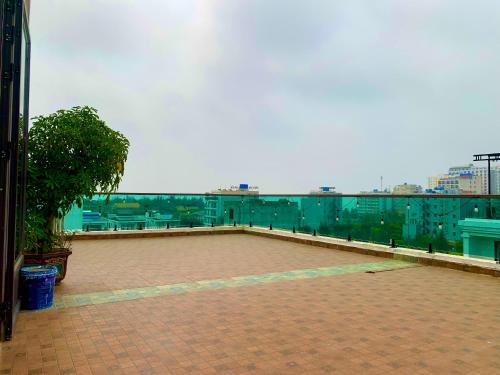 Imagen general del Hotel Kh&aacute;ch Sạn LUX HOTEL. Foto 2