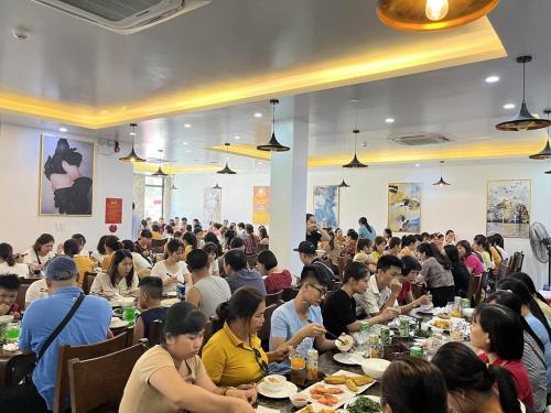 Imagen general del Hotel Kh&aacute;ch Sạn Moonlight FLC Sầm Sơn. Foto 6