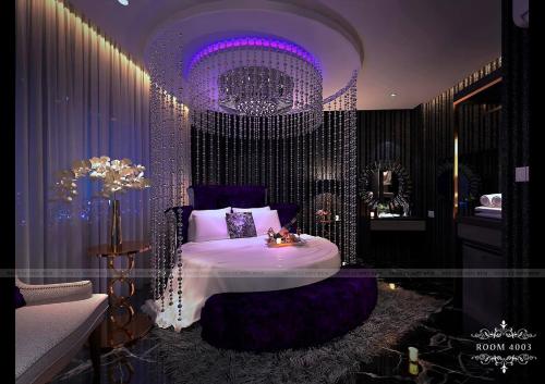 Imagen general del Hotel Kh&aacute;ch Sạn Ng&agrave;n Lẻ Một Đ&ecirc;m - Ngan Le Mot Dem. Foto 5