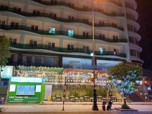 Imagen general del Hotel Kh&aacute;ch sạn Bằng Giang Sầm Sơn. Foto 9