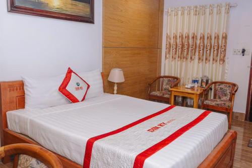 Imagen general del Hotel Kh&aacute;ch sạn D&igrave;n K&yacute; Cổng Ch&agrave;o B&igrave;nh Dương. Foto 3