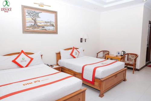 Imagen de la habitación del Hotel Kh&aacute;ch sạn D&igrave;n K&yacute; Cổng Ch&agrave;o B&igrave;nh Dương. Foto 20