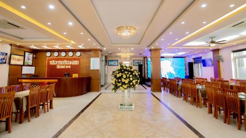 Imagen general del Hotel Kh&aacute;ch sạn T&acirc;n Trường Sơn. Foto 7