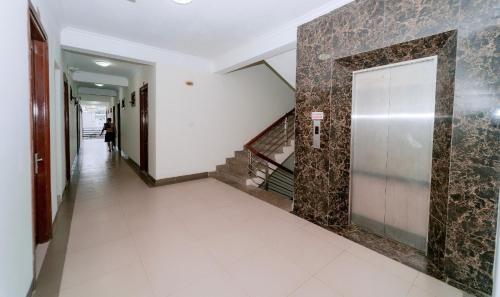 Imagen general del Hotel Kh&aacute;ch sạn T&acirc;n Trường Sơn. Foto 8