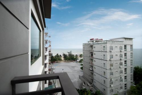 Imagen general del Hotel Kh&aacute;ch sạn T&acirc;n Trường Sơn. Foto 17