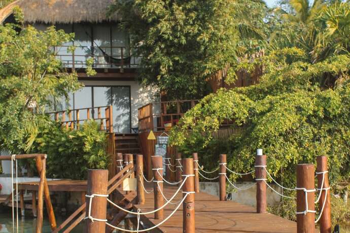 Imagen general del Hotel Khaban Bacalar Boutique. Foto 10