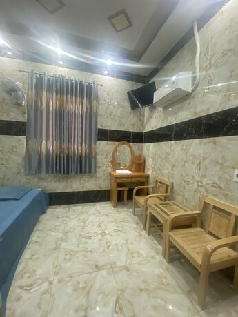 Imagen de la habitación del Hotel Khach San Hoi Nghia. Foto 20