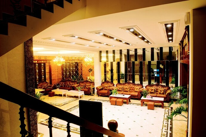 Imagen de los interiores del Hotel Khach San Mekong Gia Lai. Foto 38