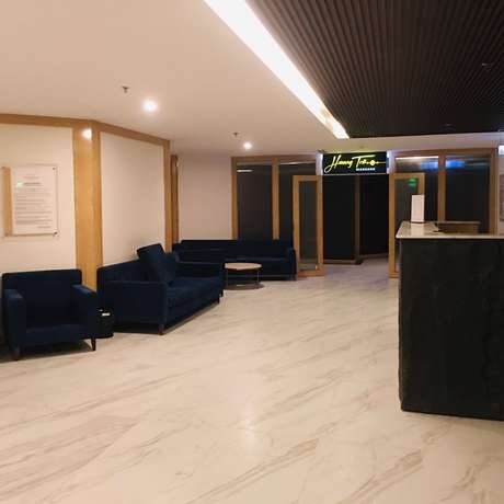Imagen de los interiores del Hotel Khach San Muong Thanh Luxury Xuan Thanh. Foto 19