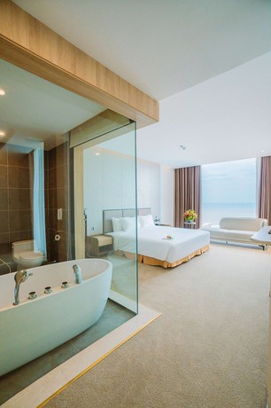 Imagen de la habitación del Hotel Khach San Muong Thanh Luxury Xuan Thanh. Foto 11