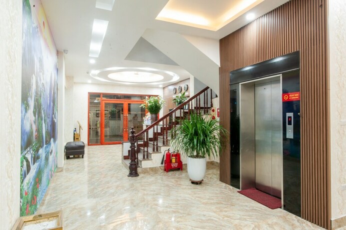 Imagen de los interiores del Hotel Khach San Sao. Foto 36