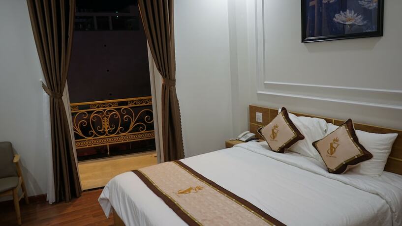 Imagen de la habitación del Hotel Khach San Sao Viet. Foto 10