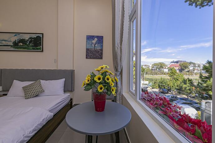 Imagen de la habitación del Hotel Khach San Thang Lap. Foto 13