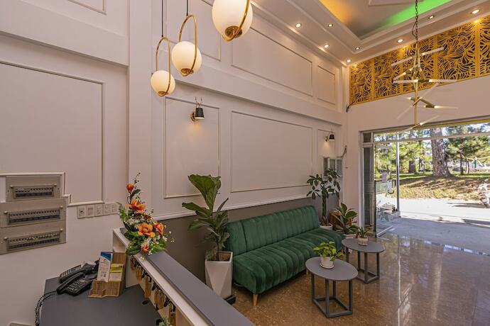 Imagen de los interiores del Hotel Khach San Thang Lap. Foto 20