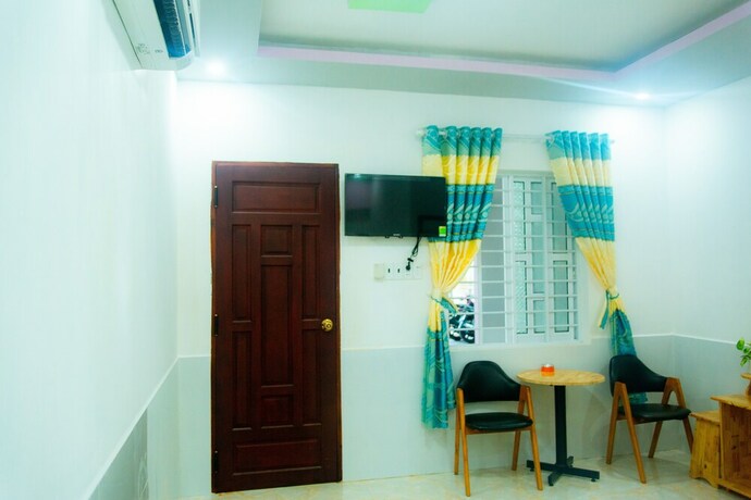 Imagen de la habitación del Hotel Khach San Truong Thinh. Foto 18