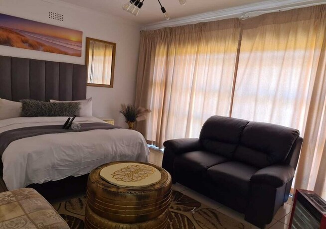 Imagen de la habitación del Hotel Khahiligi Investment Properties Guest. Foto 11