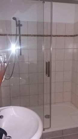 Imagen de la habitación del Hotel Khail. Foto 7