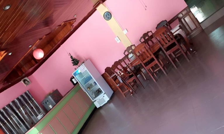 Imagen del bar/restaurante del Hotel Khammany. Foto 1