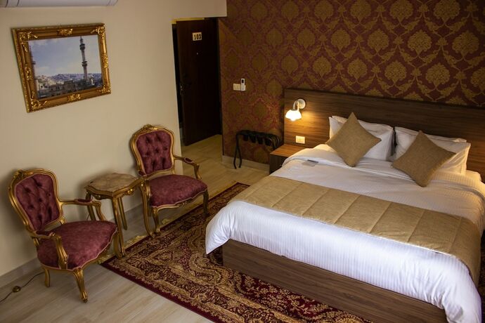 Imagen de la habitación del Hotel Khan Khediwe. Foto 18