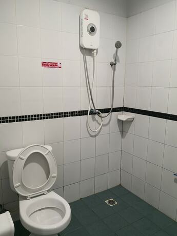 Imagen de la habitación del Hotel Khan Kluay Resort. Foto 13
