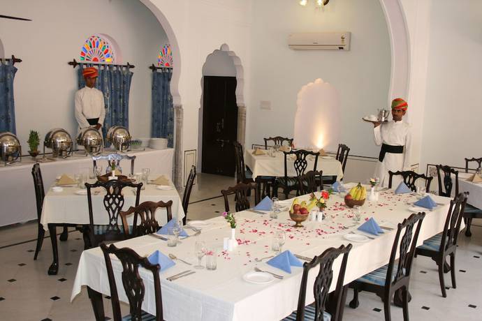 Imagen del bar/restaurante del Hotel Khandela Haveli A Heritage Boutique. Foto 3