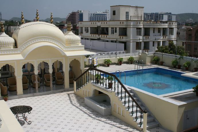 Imagen de la piscina del Hotel Khandela Haveli A Heritage Boutique. Foto 20