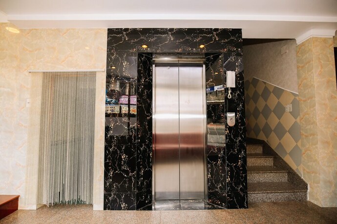 Imagen de los interiores del Hotel Khanh Hong. Foto 30