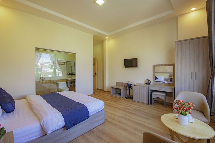 Imagen de la habitación del Hotel Khanh Uyen. Foto 2
