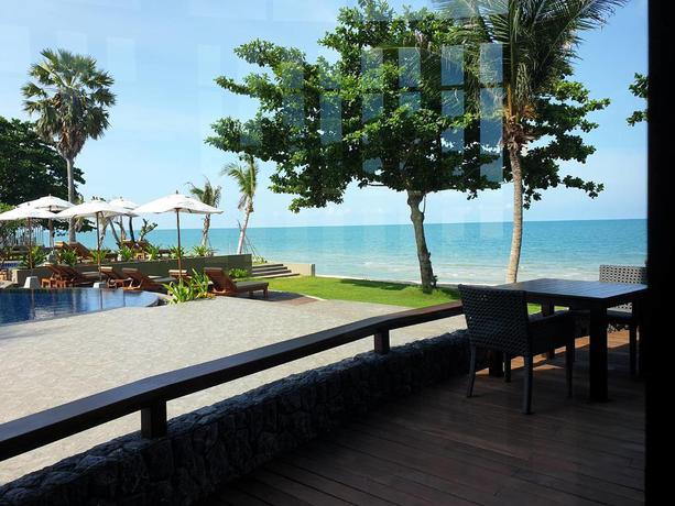 Imagen general del Hotel Khanom Beach Resort and Spa. Foto 2