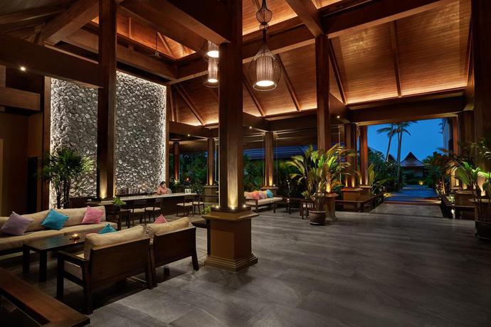 Imagen de los interiores del Hotel Khanom Beach Resort and Spa. Foto 18