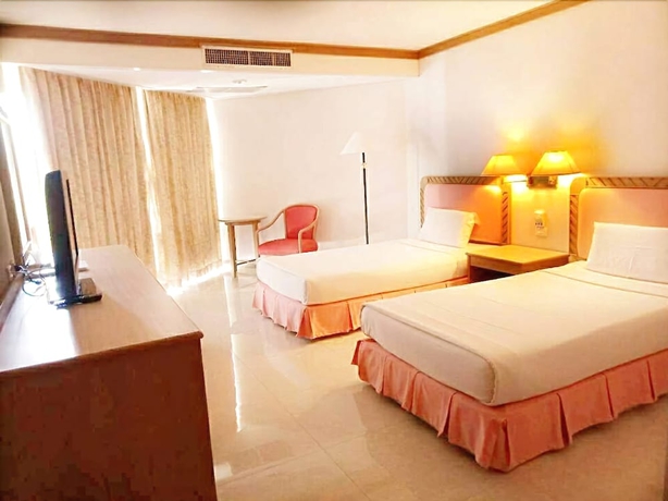 Imagen de la habitación del Hotel Khanom Golden Beach. Foto 7