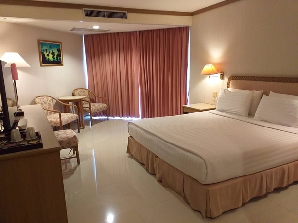 Imagen de la habitación del Hotel Khanom Golden Beach. Foto 8