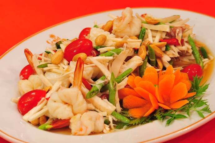 Imagen del bar/restaurante del Hotel Khanom Golden Beach. Foto 2