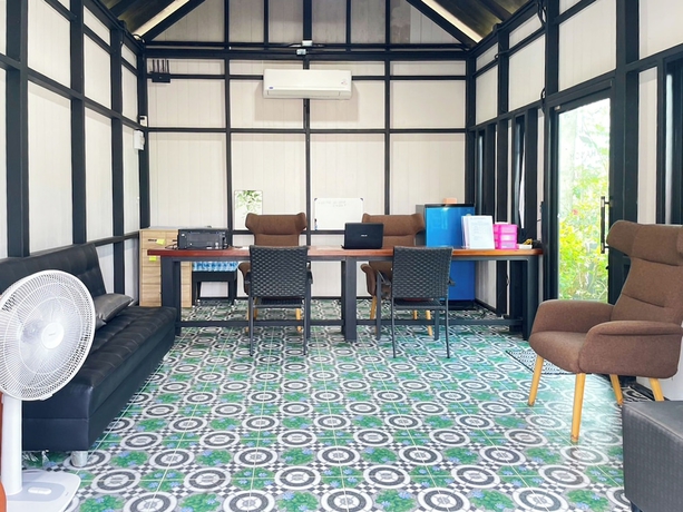 Imagen de los interiores del Hotel Khanom Paradise Resort. Foto 16
