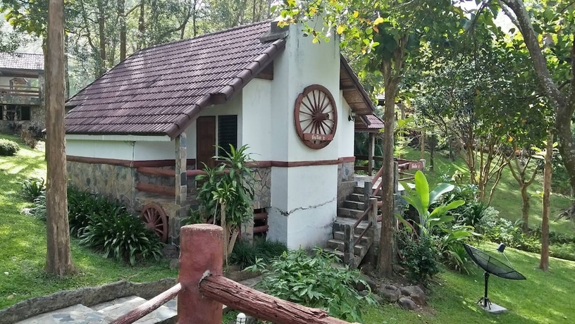 Imagen de la habitación del Hotel Khao Kho Valley. Foto 17