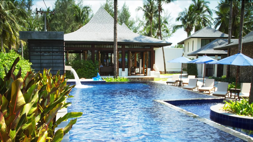 Imagen de la piscina del Hotel Khao Lak Blue Lagoon Resort. Foto 17