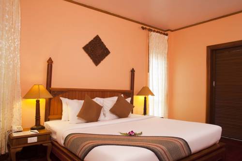 Imagen de la habitación del Hotel Khao Lak Palm Beach Resort. Foto 7