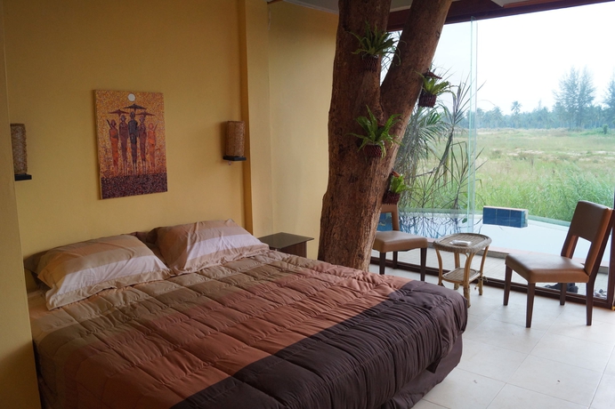 Imagen de la habitación del Hotel Khao Lak Relax Resort. Foto 5