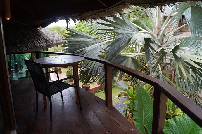 Imagen de la habitación del Hotel Khao Lak Relax Resort. Foto 12