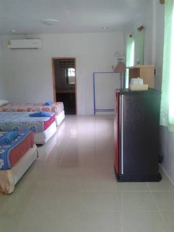 Imagen de la habitación del Hotel Khao Saming Paradise Resort. Foto 6